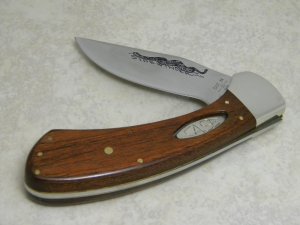 Case XX SS USA 9 Dot (1981) Wood Sidewinder Side Release Lockblade Knife
