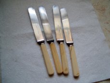 4 J. RUSSELL & CO. GREEN RIVER IVORY STRAIGHT KNIVES