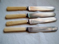 4 J. RUSSELL & CO. GREEN RIVER IVORY STRAIGHT KNIVES