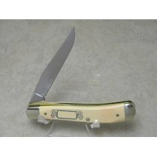 Schrade + USA SC503 Scrimshaw Linerlock Trapper Knife Schrade + USA SC503 Scrimshaw Linerlock Trapper Knife