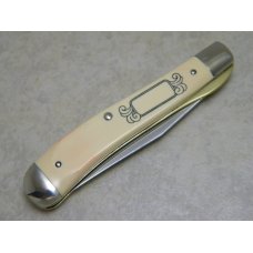 Schrade + USA SC503 Scrimshaw Linerlock Trapper Knife Schrade + USA SC503 Scrimshaw Linerlock Trapper Knife