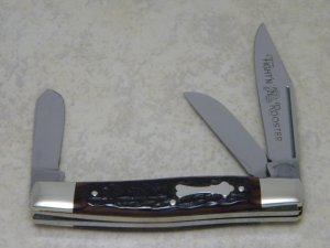 Fight'n Rooster Germany Brown Jigged Bone Bullock Shield Stockman Knife