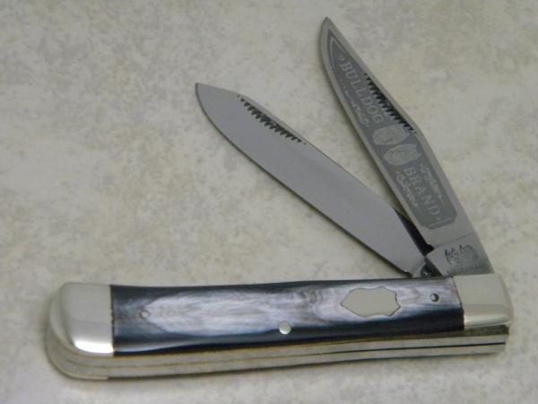Bulldog Brand Hammer Forged Solingen Germany Genuine Buffalo Horn Trapper Knife Bulldog Brand Hammer Forged Solingen Germany Genuine Buffalo Horn Trapper Knife