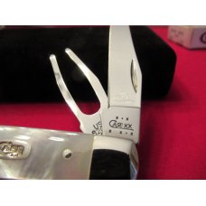 Case XX Pearl Handle Mid Size Trapper Pattern # 8207G Case XX Pearl Handle Mid Size Trapper Pattern # 8207G