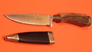Vintage Hubertus (Rostfrei) Fixed Blade Hunter w Nice Stag Handles & Thick Metal Blade & Orig Sheath