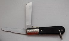 Rio-Nor with Smooth Black Synthetic Covers In Very Good Condition (807) Rio-Nor with Smooth Black Synthetic Covers In Very Good Condition (807)