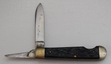 Camillus with Black Jigged Synthetic Covers In Very Good Condition (830) Camillus with Black Jigged Synthetic Covers In Very Good Condition (830)
