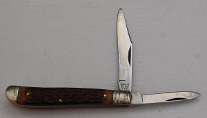 Camillus with Jigged Brown Synthetic Covers In Excellent Condition (834)