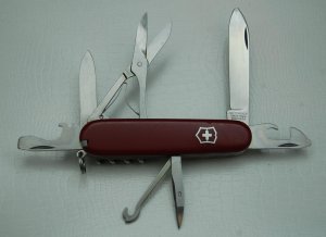 Victorinox with Smooth Red Synthetic Covers In Excellent Condition (864)