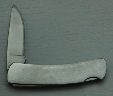 Buck with Stainless Steel Covers In Excellent Condition (881) Buck with Stainless Steel Covers In Excellent Condition (881)