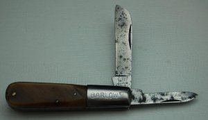 Sabre with Smooth Brown Bone Covers In Very Good Condition (888)