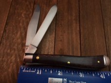 Schatt and Morgan Brown Maple 2 Blade Utility Knife Schatt and Morgan Brown Maple 2 Blade Utility Knife