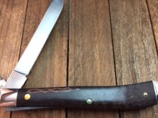 Schatt and Morgan Brown Maple 2 Blade Utility Knife Schatt and Morgan Brown Maple 2 Blade Utility Knife