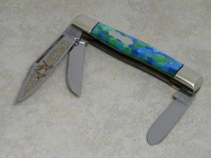 Fight'n Rooster Germany Celebrated Blue & Chartreuse Cracked Pearl 1992 Stockman Knife