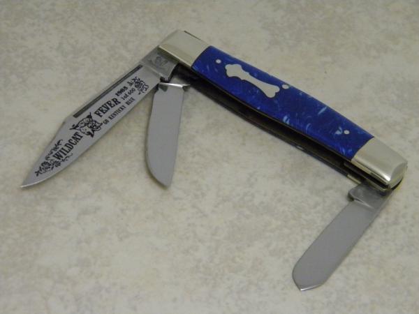 Fight'n Rooster Germany Celebrated Blue & White 1985 "Wildcat Fever Go Kentucky Blue" Stockman Knife