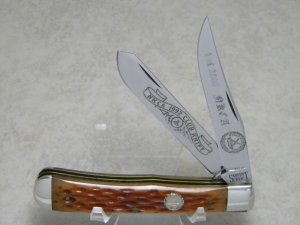 Sargent USA (Queen City) Jigged Brown Bone Trapper 1992 NKCA Club Knife