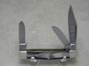Bulldog Brand Germany Buffalo Horn "Bulldog Brand" Etch Stockman Knife