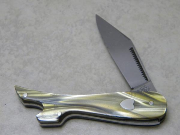 Bulldog Brand Germany Celluloid Lady's Leg Knife with Heart Shield c.1995 Bulldog Brand Germany Celluloid Lady's Leg Knife with Heart Shield c.1995