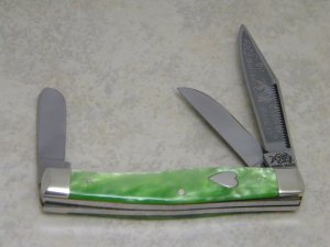 Bulldog Brand Germany Green Pearloid "Pit Bulls Trade Mark" Gunstock Stockman Knife - Heart Shield