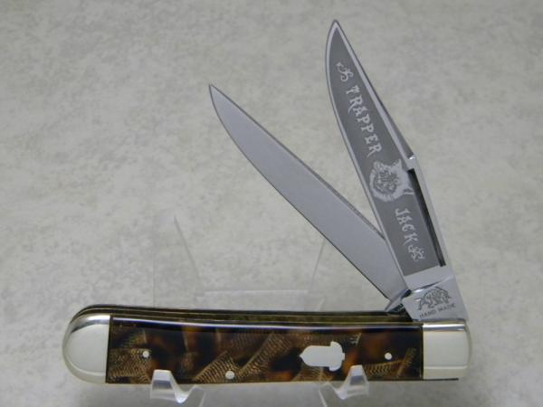 Bulldog Brand Germany Duck Feather "Trapper Jack" Trapper Knife - Acorn Shield Bulldog Brand Germany Duck Feather "Trapper Jack" Trapper Knife - Acorn Shield