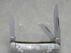 Fight'n Rooster Germany Celebrated Stainless Snakeskin Pearl Stockman Knife