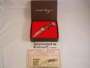 Schrade Uncle Henry LB1 USA  Mint