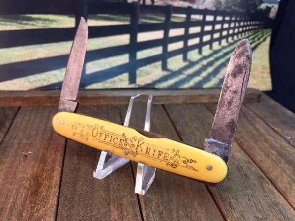 E.C. Simmons Keen Kutter St Louis Tang Stamp 2 blade office knife.