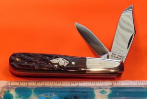 Vintage Ka-Bar 2 Blade Dog Head Barlow Pocket Knife w/ Dark Brown Jigged Bone Handles - NOS & M/NM
