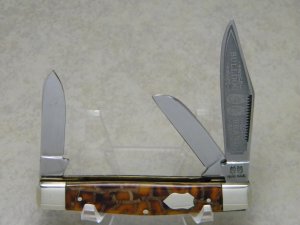 Bulldog Brand Germany Oyster Shell Medium Stockman Knife - "Bulldog Brand" Etch