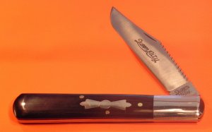 Queen Large Fisherman's Barlow Knife w Beautiful Wood Handles -Carbon Blade - Queen City Blade Etch