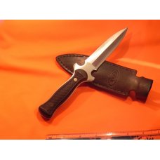 1990 Case xx Boot Knife/Hunt Knife (E77-4 1/2 SS) w Original Sheath w Rubber Type Grip Handles! NOS 1990 Case xx Boot Knife/Hunt Knife (E77-4 1/2 SS) w Original Sheath w Rubber Type Grip Handles! NOS