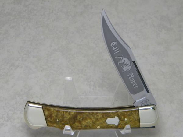 Bulldog Brand Germany Gold Dust Lockback Knife c.1993 - High Carbon Steel - Calf Roper Etch Bulldog Brand Germany Gold Dust Lockback Knife c.1993 - High Carbon Steel - Calf Roper Etch