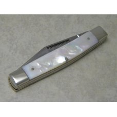 Bulldog Brand Germany Genuine Mother of Pearl "Double Dog Head" Etch Stockman Knife Bulldog Brand Germany Genuine Mother of Pearl "Double Dog Head" Etch Stockman Knife