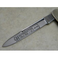 Kissing Crane Robt Klaas Solingen Germany Pearl "Reproduction Circa 1898" No. 11 Whittler Knife Kissing Crane Robt Klaas Solingen Germany Pearl "Reproduction Circa 1898" No. 11 Whittler Knife