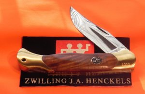 Vintage J A Henckels 4 & 1/4ish" Folding Hunter Knife w/ GunStock Walnut Handles - NOS in Orig Box