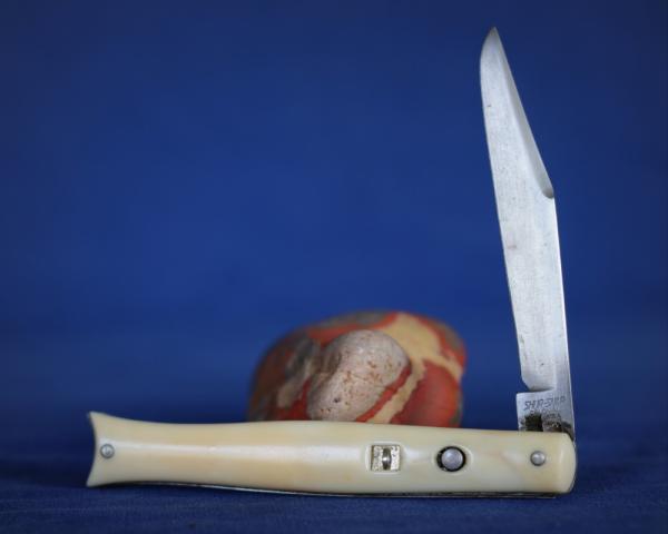 Shur-Snap Colonial Switchblade Shur-Snap Colonial Switchblade