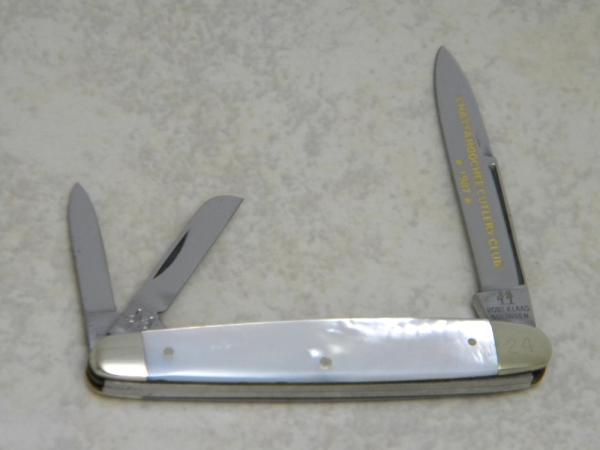 Kissing Crane Robt Klaas Solingen Germany Pearl "Chattahoochee Cutlery Club 1987" Whittler Knife Kissing Crane Robt Klaas Solingen Germany Pearl "Chattahoochee Cutlery Club 1987" Whittler Knife