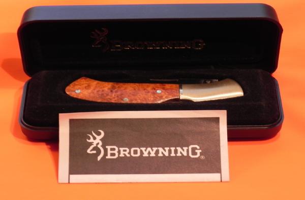 Browning Pres Pocket Knife with Quince Wood Handles -Model #306 -Comes with Hard display box +Papers