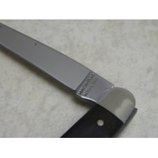 Moore Maker, Inc. Matador, Texas USA (Queen Cutlery) 2205 / 2004 Horn Muskrat Knife Moore Maker, Inc. Matador, Texas USA (Queen Cutlery) 2205 / 2004 Horn Muskrat Knife