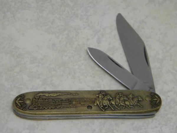 Winchester USA The Getaway Brass 2 Blade Pen Knife Winchester USA The Getaway Brass 2 Blade Pen Knife
