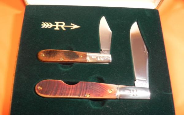 1998 Russell (Green River Works) Daddy Barlow & Barlow Knife Set w/ Bone Handles in Display Box -NOS 1998 Russell (Green River Works) Daddy Barlow & Barlow Knife Set w/ Bone Handles in Display Box -NOS