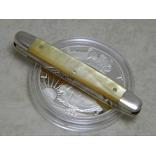 Bulldog Brand Germany Genuine Gold Lip Pearl Miniature Pen Knife Bulldog Brand Germany Genuine Gold Lip Pearl Miniature Pen Knife