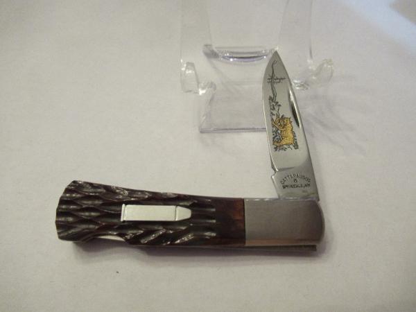 Cattaraugus Red Bone Small Lock Back By A.G. Russell Model # CM-11