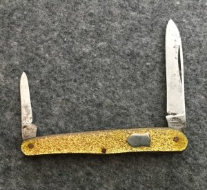 UTICA CUTLERY CO. UTICA N.Y.  -  Swell Center Serpentine Pen Knife
