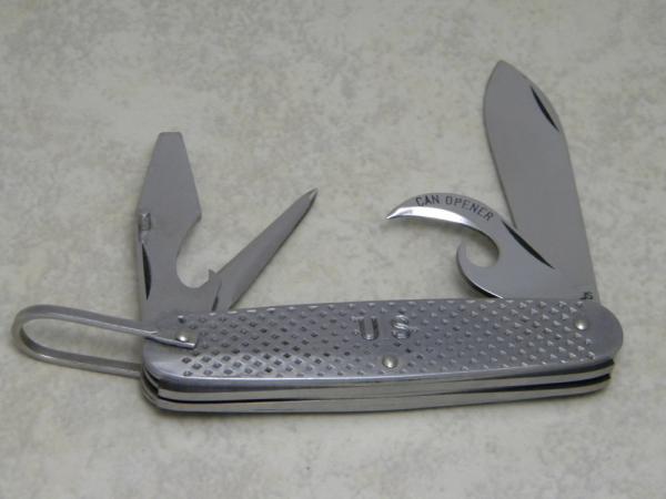 Camillus USA 1967 (Vietnam Era) Metal U.S. United States Military Utility Camp Knife