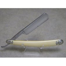 Vintage Cattaraugus Cutlery Co. Little Valley NY B52T Imitation Ivory Round Straight Razor Vintage Cattaraugus Cutlery Co. Little Valley NY B52T Imitation Ivory Round Straight Razor