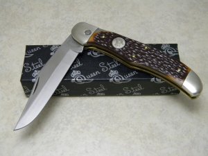 Queen Cutlery Co. Titusville PA Delrin #44B Folding Hunter Bolster Lock Knife in Box