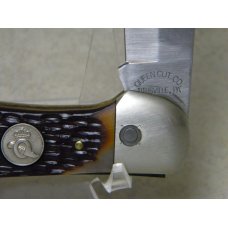 Queen Cutlery Co. Titusville PA Delrin #44B Folding Hunter Bolster Lock Knife in Box Queen Cutlery Co. Titusville PA Delrin #44B Folding Hunter Bolster Lock Knife in Box