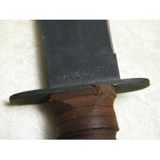 Camillus New York USA Stacked Leather 5685B USMC Marine Fighting Fixed Blade Knife & Sheath in Box Camillus New York USA Stacked Leather 5685B USMC Marine Fighting Fixed Blade Knife & Sheath in Box