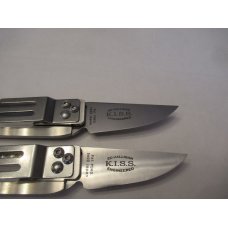  Columbia River Ed Halligan Kiss Knife  Pat. Pend Japan  Model 5600